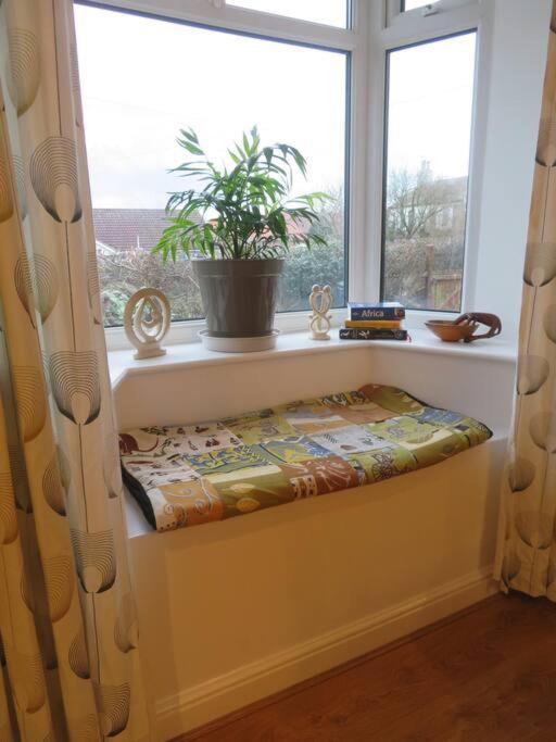 Spacious, Self-Contained, 1 Bedroomed Annex Bempton Екстериор снимка